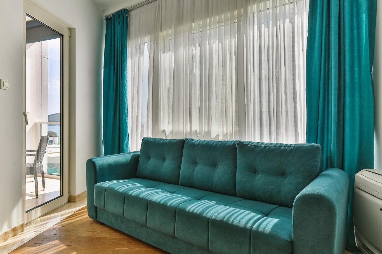Luxury Montesun Apartments Будва Экстерьер фото
