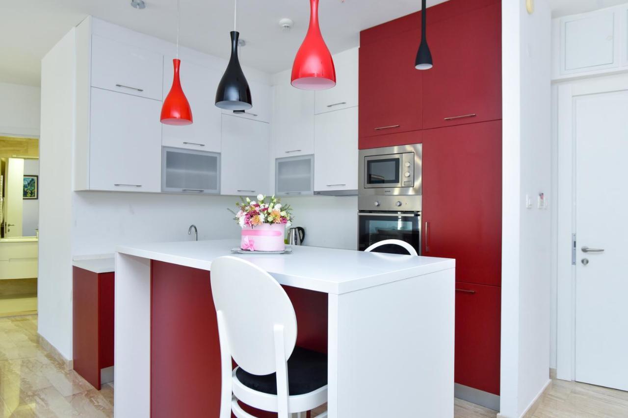 Luxury Montesun Apartments Будва Экстерьер фото